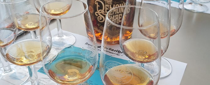 raise your spirits, Verkostung, Spirituosen, Rum, Rumtasting, Tasting