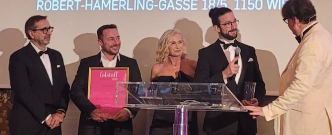 Falstaff Bar & Spirits, Award, Barszene